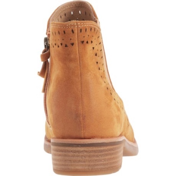 SOFFT new GENUINE SUEADE / LEATHER booties 492SN - Picture 4 of 16